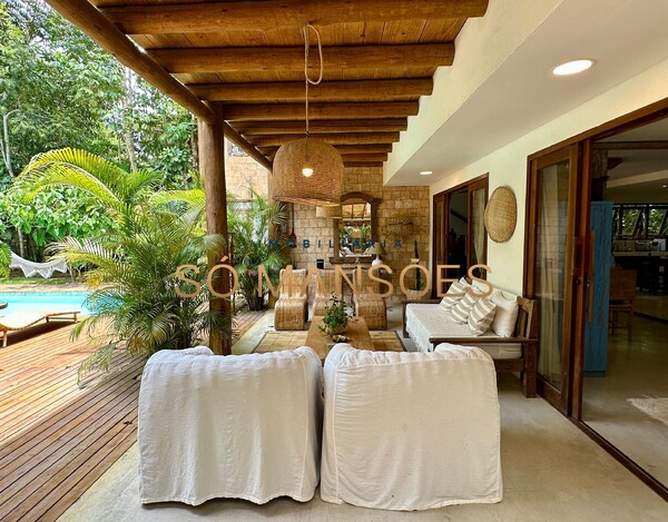 Casa à Venda no Condomínio Coqueiral – Trancoso/BA.