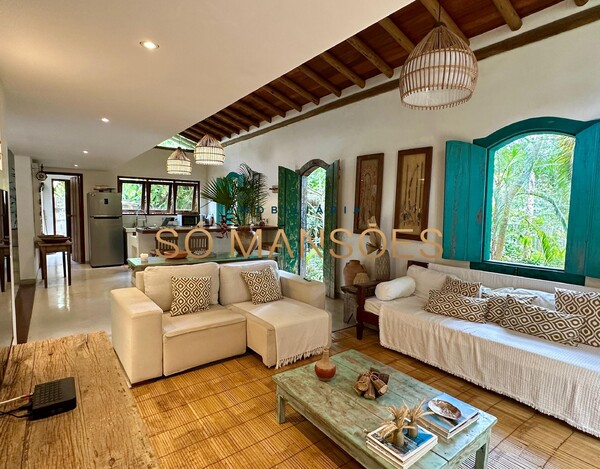 Casa à Venda no Condomínio Coqueiral – Trancoso/BA.