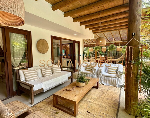 Casa à Venda no Condomínio Coqueiral – Trancoso/BA.