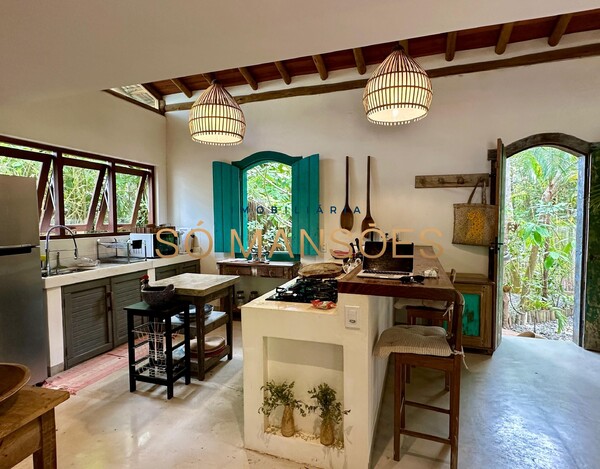 Casa à Venda no Condomínio Coqueiral – Trancoso/BA.
