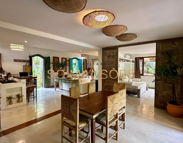 Casa à Venda no Condomínio Coqueiral – Trancoso/BA.