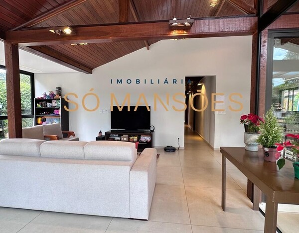 CASA A VENDA NO CONDOMÍNIO OURO VELHO MANSÕES NOVA LIMA MG