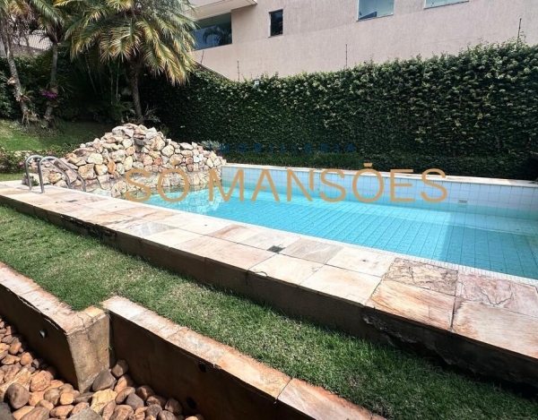 Casa de Alto Padrão de 615 m² à Venda com 2 Suítes e Espaço Gourmet no São Bento, Belo Horizonte - MG