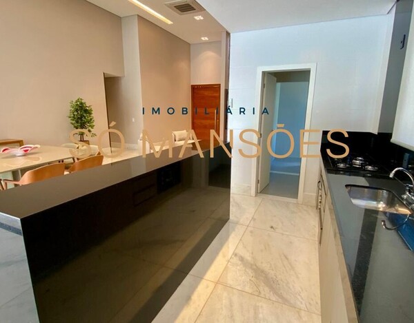 CASA A VENDA NO CONDOMÍNIO CONDADOS DA LAGOA EM LAGOA SANTA 