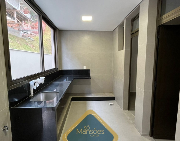 CASA DE 387m² À VENDA NO CONDOMÍNIO QUINTAS DO SOL