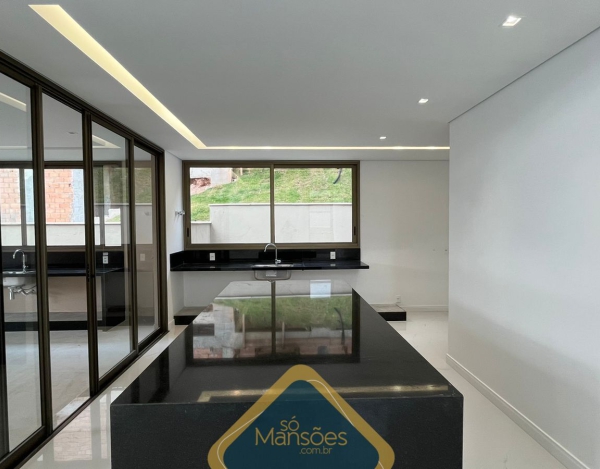 CASA DE 387m² À VENDA NO CONDOMÍNIO QUINTAS DO SOL