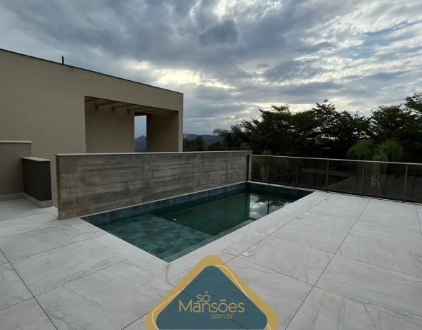 CASA DE 387m² À VENDA NO CONDOMÍNIO QUINTAS DO SOL