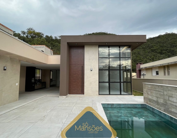 CASA DE 387m² À VENDA NO CONDOMÍNIO QUINTAS DO SOL