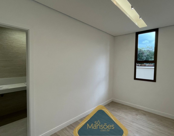 CASA DE 387m² À VENDA NO CONDOMÍNIO QUINTAS DO SOL