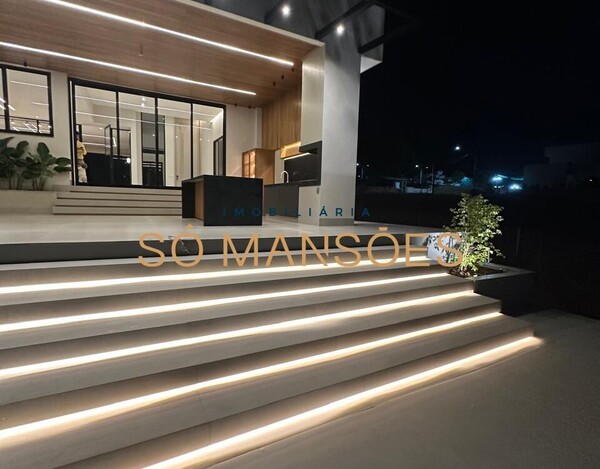 CASA A VENDA NO CONDOMÍNIO GRAN ROYALLE EM LAGOA SANTA 