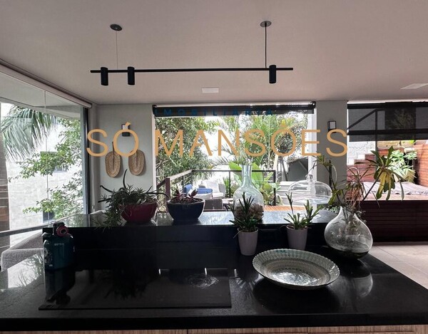 CASA A VENDA NO BAIRRO SANTA LÚCIA EM BELO HORIZONTE MG