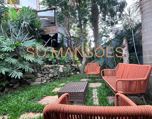 CASA A VENDA NO BAIRRO SANTA LÚCIA EM BELO HORIZONTE MG