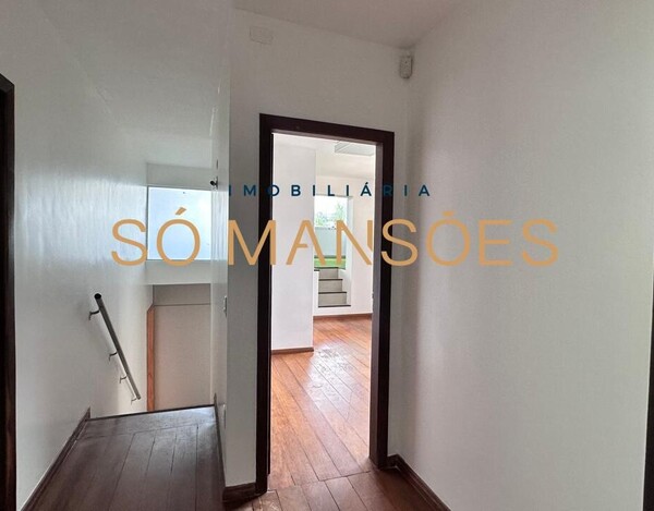 SANTA LÚCIA - CASA A VENDA NO BAIRRO SANTA LUCIA EM BELO HORIZONTE MG