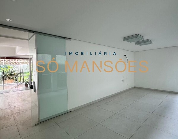 SANTA LÚCIA - CASA A VENDA NO BAIRRO SANTA LUCIA EM BELO HORIZONTE MG
