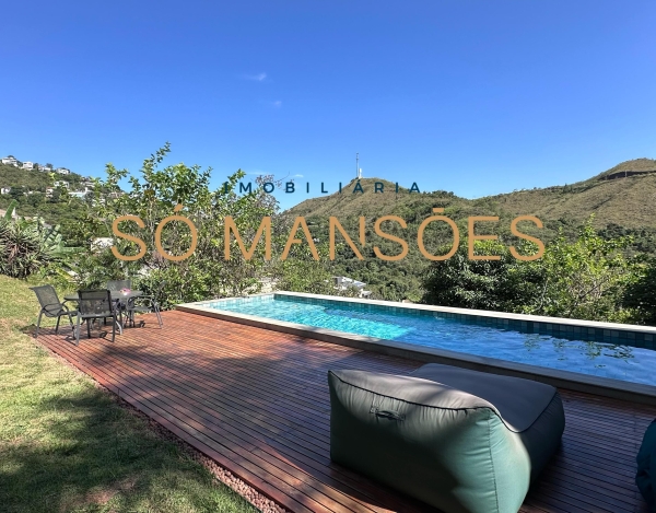 Casa de Luxo de 518 m² à Venda com 2 Suítes e Sauna no Vila Alpina, Nova Lima - MG
