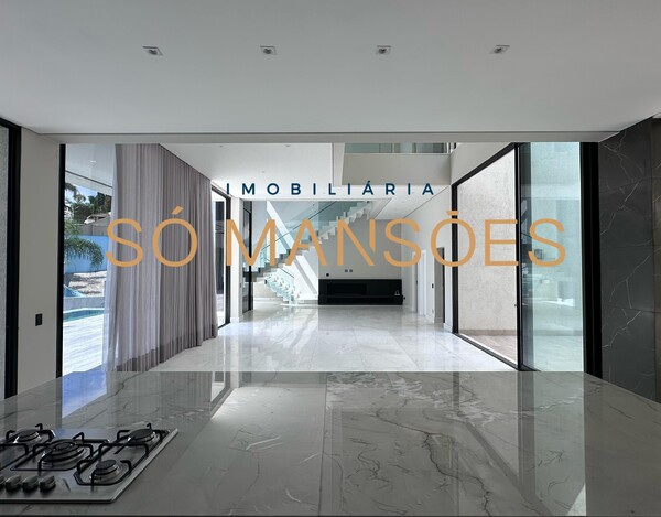 VILA CASTELA - CASA DE 583m² À VENDA NO CONDOMÍNIO VILA CASTELA 