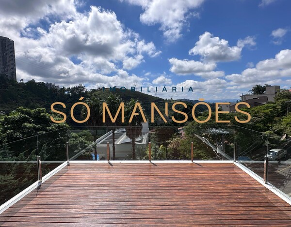 VILA CASTELA - CASA DE 583m² À VENDA NO CONDOMÍNIO VILA CASTELA 