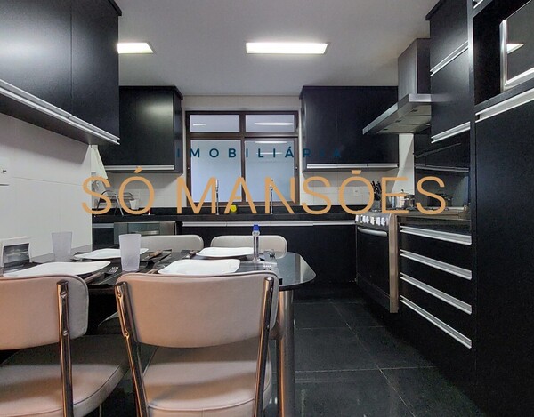 APARTAMENTO DE 460m² À VENDA NO BAIRRO LUXEMBURGO 
