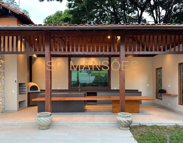 CASA DE 620m² À VENDA NO CONDOMÍNIO ESTANCIA DAS AMENDOEIRAS 