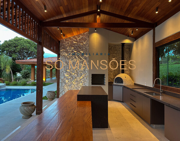 CASA DE 620m² À VENDA NO CONDOMÍNIO ESTANCIA DAS AMENDOEIRAS 