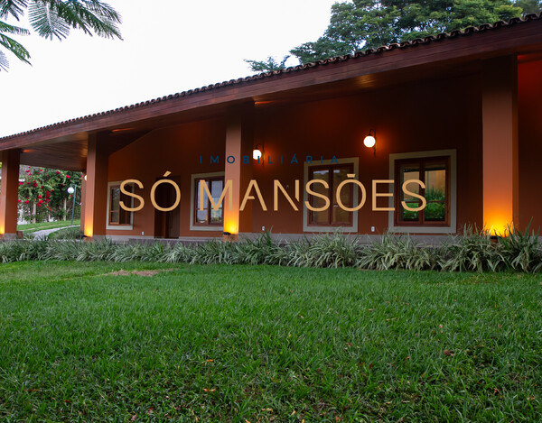 CASA DE 620m² À VENDA NO CONDOMÍNIO ESTANCIA DAS AMENDOEIRAS 
