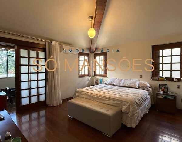 CASA À VENDA NO BAIRRO BELVEDERE EM BH