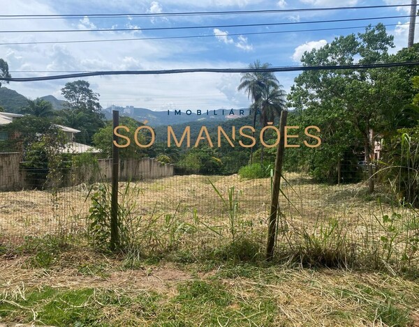 LOTE DE 2096m² À VENDA NO CONDOMÍNIO OURO VELHO MANSÕES