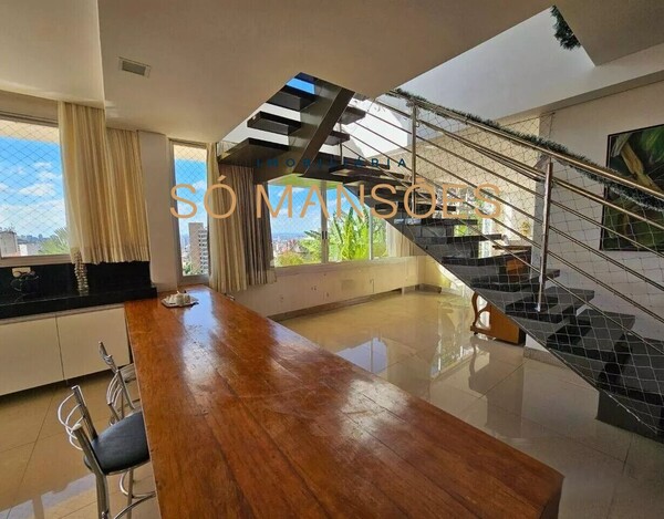 CASA À VENDA NO COMITECO EM BH