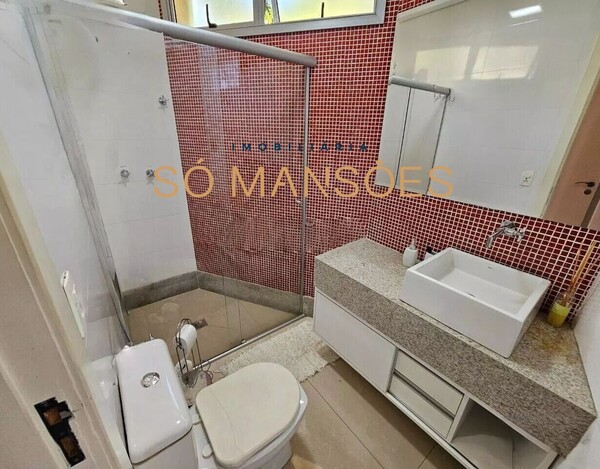 CASA À VENDA NO COMITECO EM BH