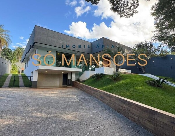 BANDEIRANTES - CASA À VENDA NA REGIÃO DA PAMPULHA