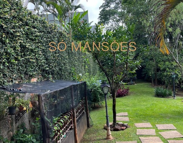 BOSQUE DO JAMBREIRO - CASA À VENDA EM NOVA LIMA