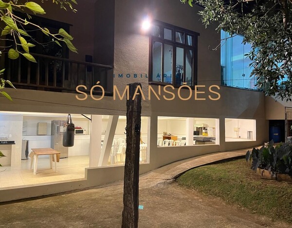 BOSQUE DO JAMBREIRO - CASA À VENDA EM NOVA LIMA