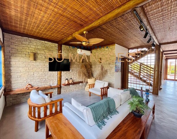CASA À VENDA EM OUTEIRO DAS BRISAS TRANCOSO / BA
