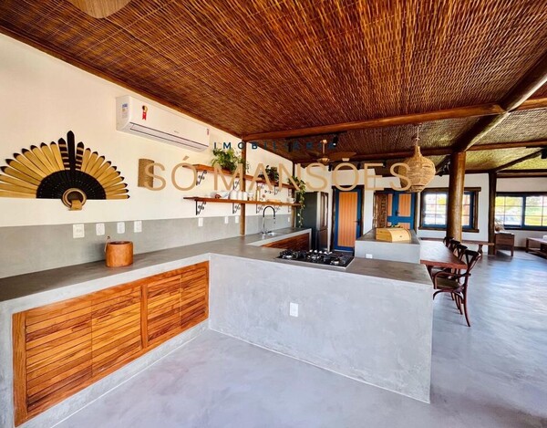 CASA À VENDA EM OUTEIRO DAS BRISAS TRANCOSO / BA