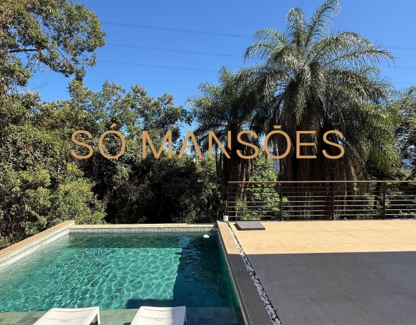 Casa Espaçosa de 400 m² à Venda com 5 Suítes e Espaço Gourmet no Mirante da Mata, Nova Lima - MG