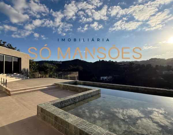 Casa de Luxo de 742 m² à Venda com 6 Suítes e Vista Panorâmica no Vale dos Cristais, Nova Lima - MG