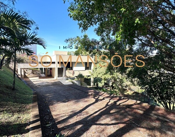 VALE DOS CRISTAIS - CASA À VENDA EM NOVA LIMA