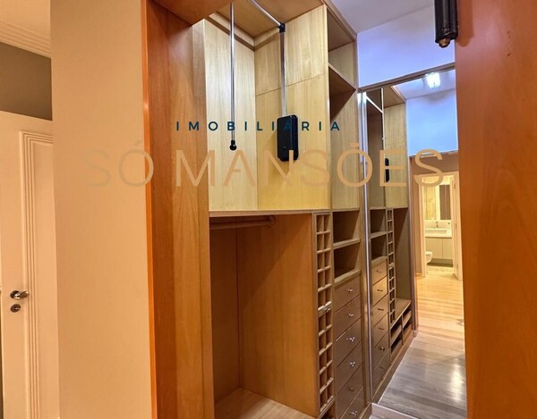APARTAMENTO À VENDA NO VALE DO SERENO