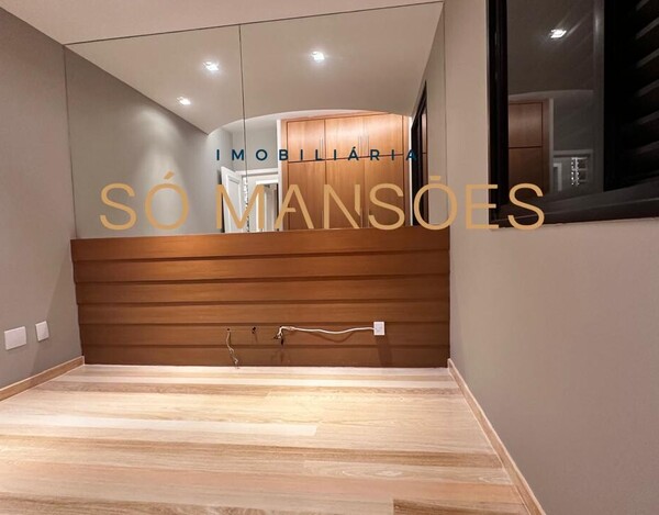 APARTAMENTO À VENDA NO VALE DO SERENO