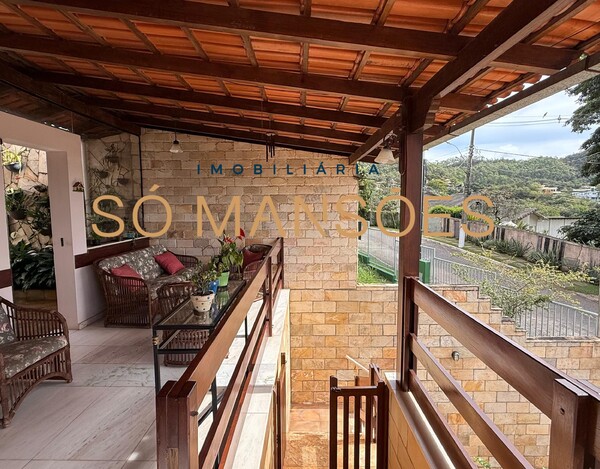 BOSQUE DO JAMBREIRO -  CASA À VENDA EM NOVA LIMA