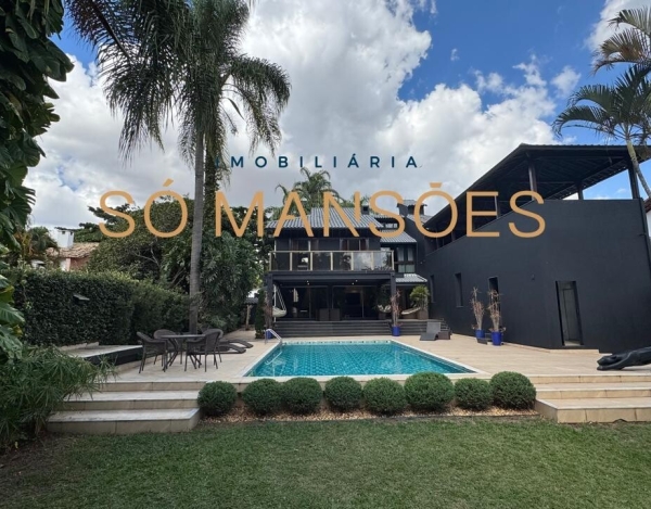 Casa de Alto Padrão de 417 m² à Venda com 3 Suítes e Lazer Completo no Condomínio Pampulha, Belo Horizonte - MG