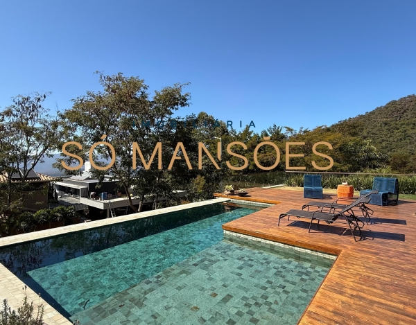 Casa de Alto Padrão de 405 m² à Venda com 3 Suítes e Vista Panorâmica no Quintas do Sol, Nova Lima - MG