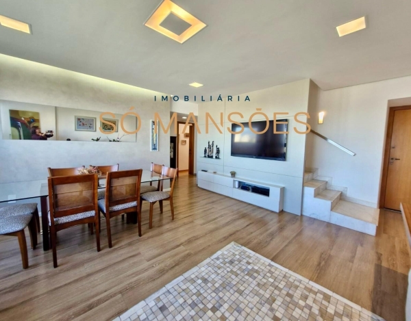 Cobertura Duplex de 222 m² à Venda com 1 Suíte e Vista Panorâmica no Vale do Sereno, Nova Lima - MG