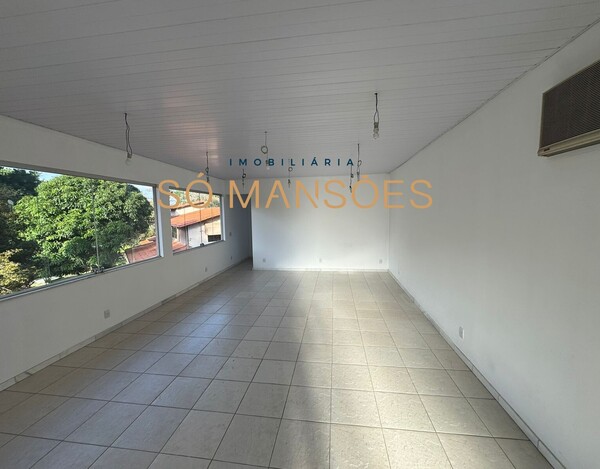 CASA À VENDA NO BAIRRO TREVO EM BH