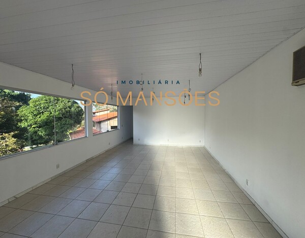 CASA À VENDA NO BAIRRO TREVO EM BH