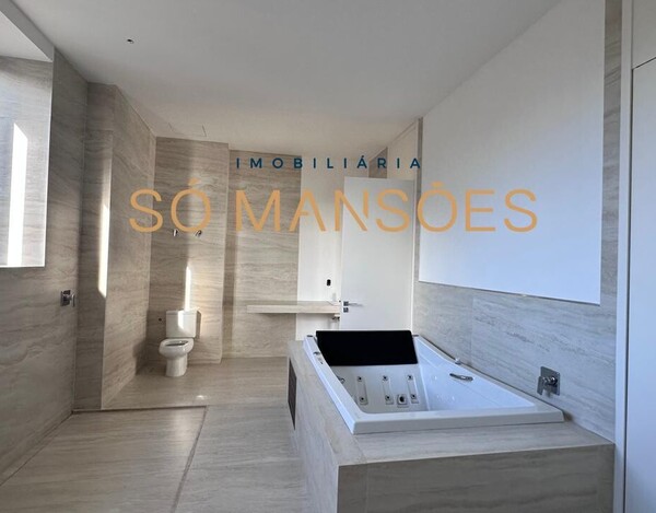APARTAMENTO À VENDA NO VILA DA SERRA