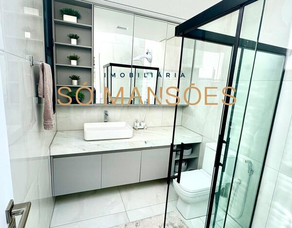 SANTA LÚCIA - CASA A VENDA EM BELO HORIZONTE MG