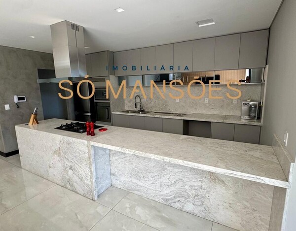 SANTA LÚCIA - CASA A VENDA EM BELO HORIZONTE MG