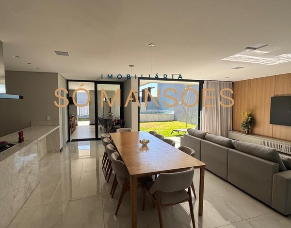 SANTA LÚCIA - CASA A VENDA EM BELO HORIZONTE MG
