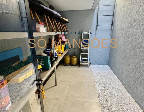 SANTA LÚCIA - CASA A VENDA EM BELO HORIZONTE MG